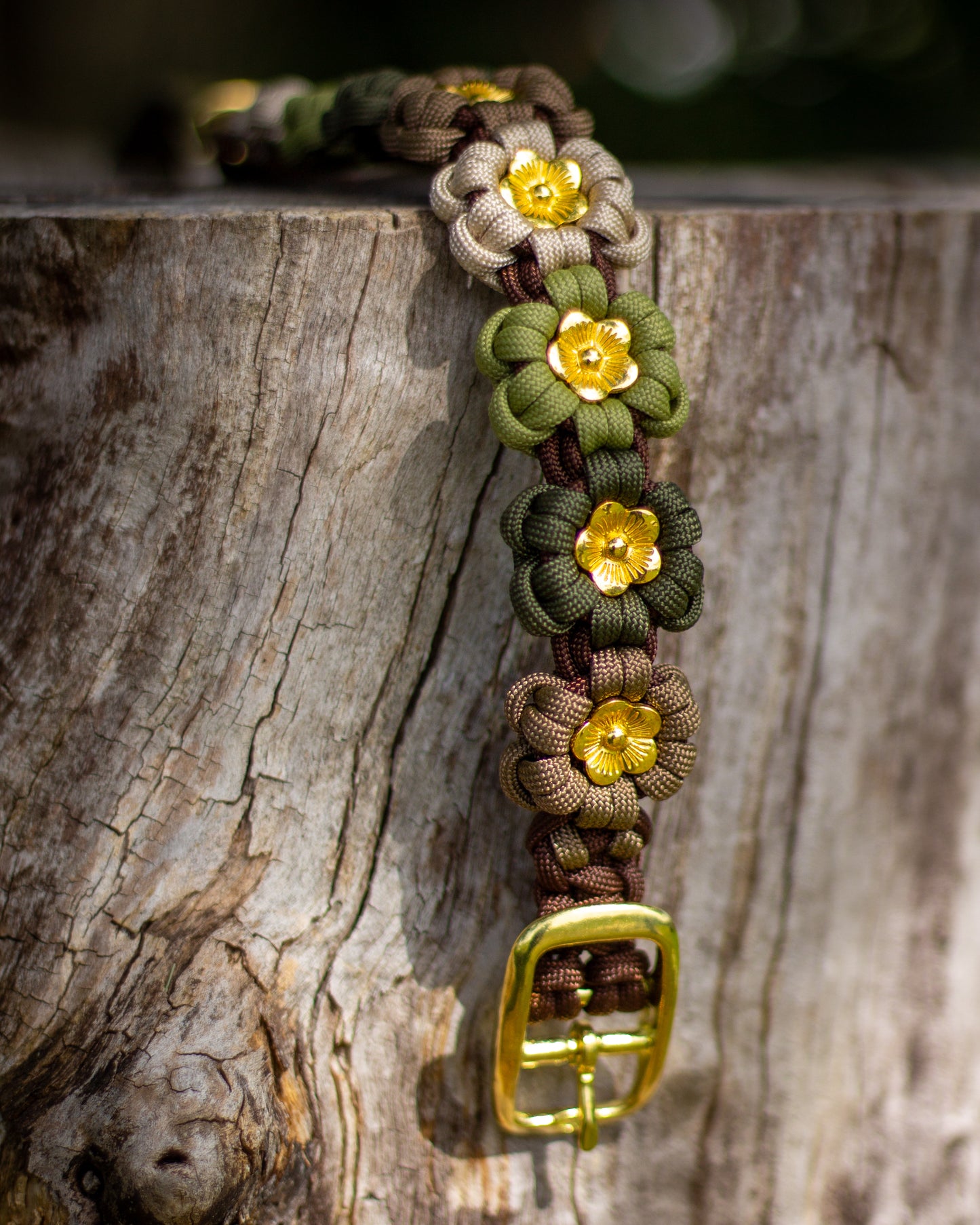 Blomhalsband - Mossy Grove