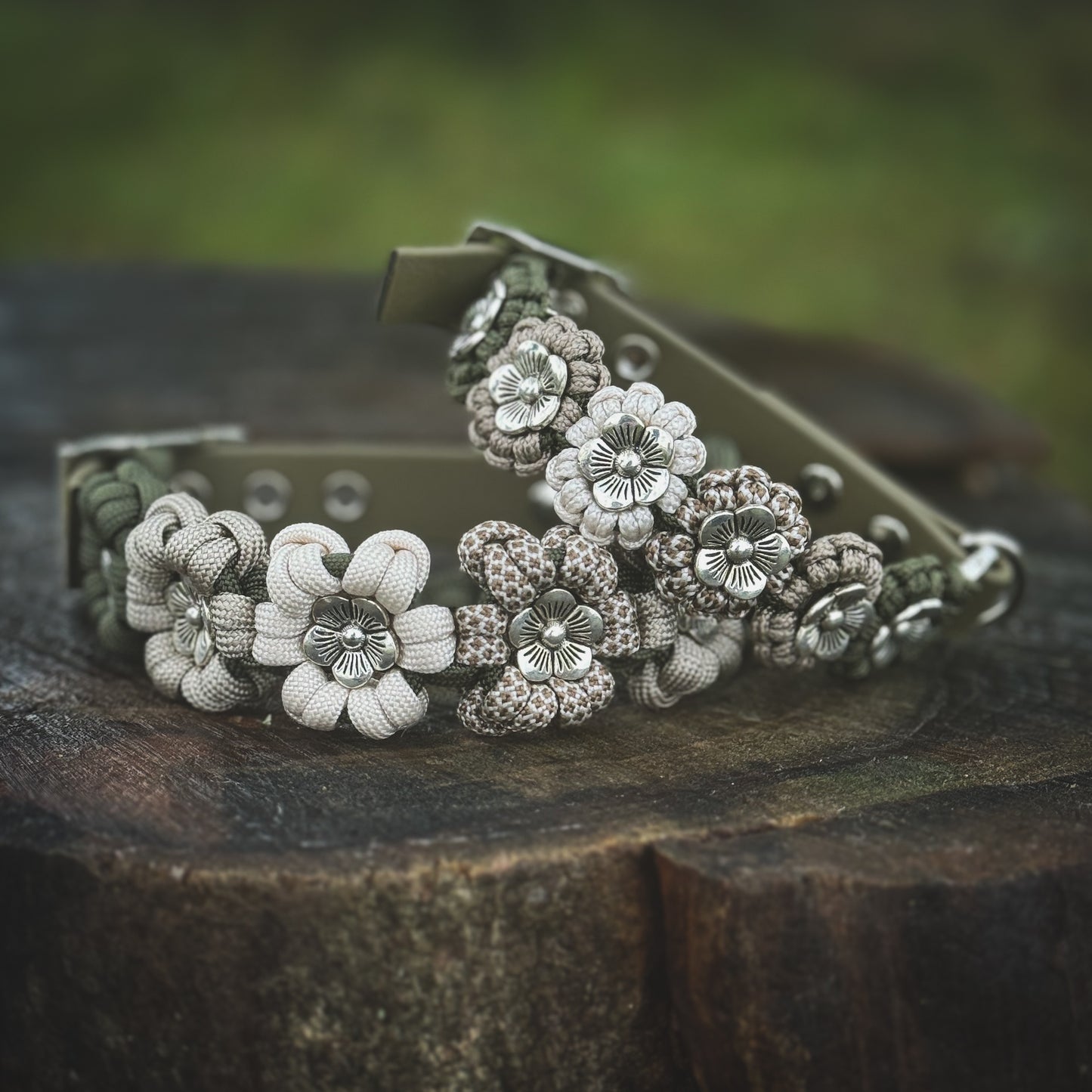 Collar - Olive Green