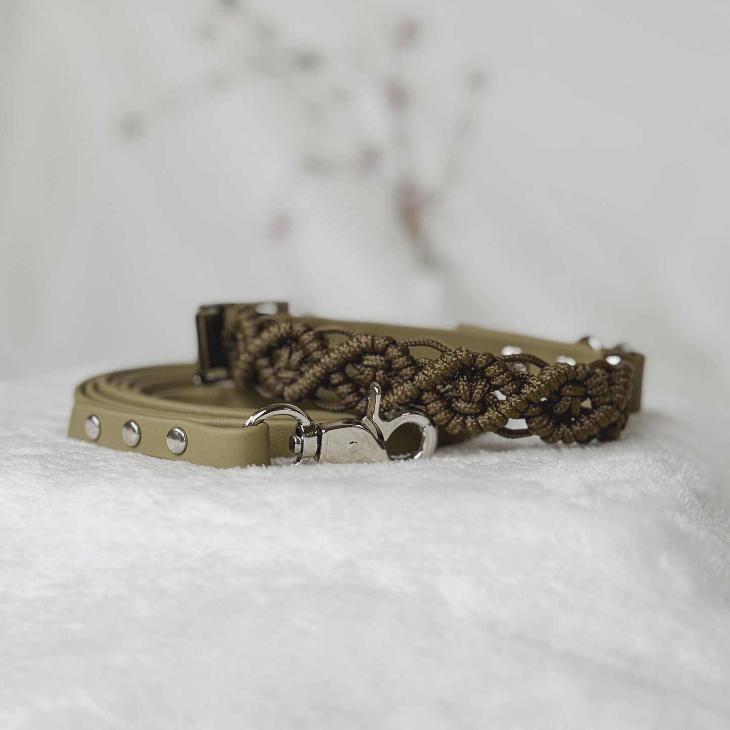 Necklace - Taupe