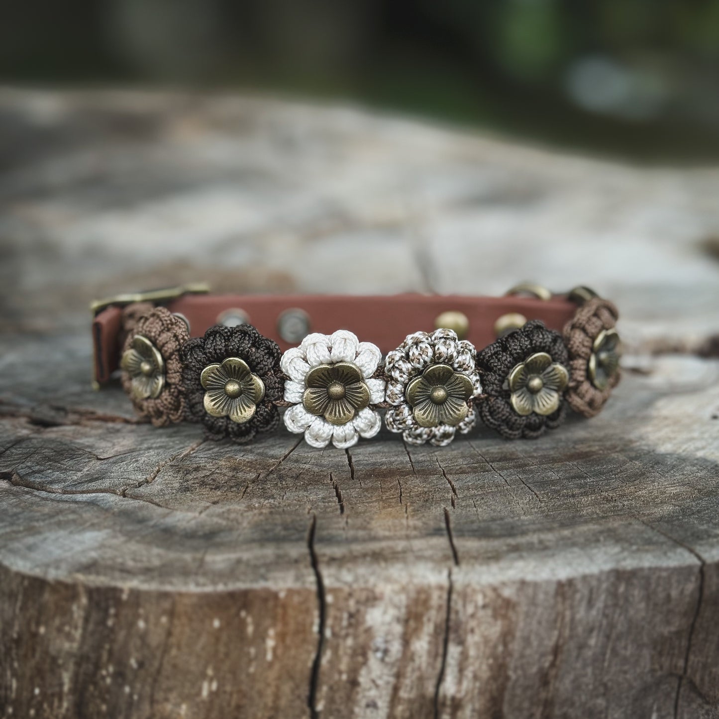 Halsband - Hazelnut